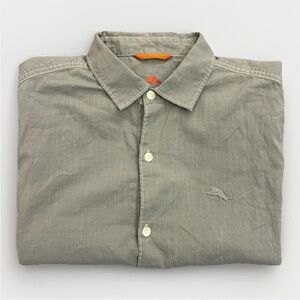 Tommy Bahama Men's Button Up Shirt Size M Gray Short Sleeves Cotton Logo EUC